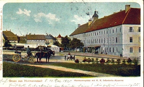 Hermannstadt.Hermannsplatz mit Kaiserlich.-Kniglich. Infanterie-Kaserne.jpg