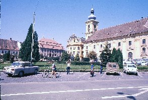 Hermannstadt.Grosser Ring mit Parkanlage. 70' Jahre.jpg
